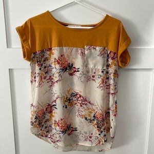 Rewind short sleeve floral top, medium